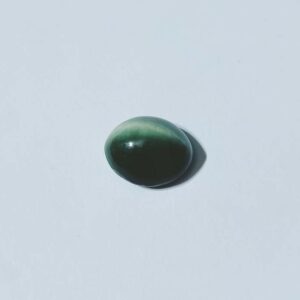 Abhimantrit Cat’s Eye Stone (Lehsunia) & Lab- Certified Gemstone – 8 Carat - Image 4