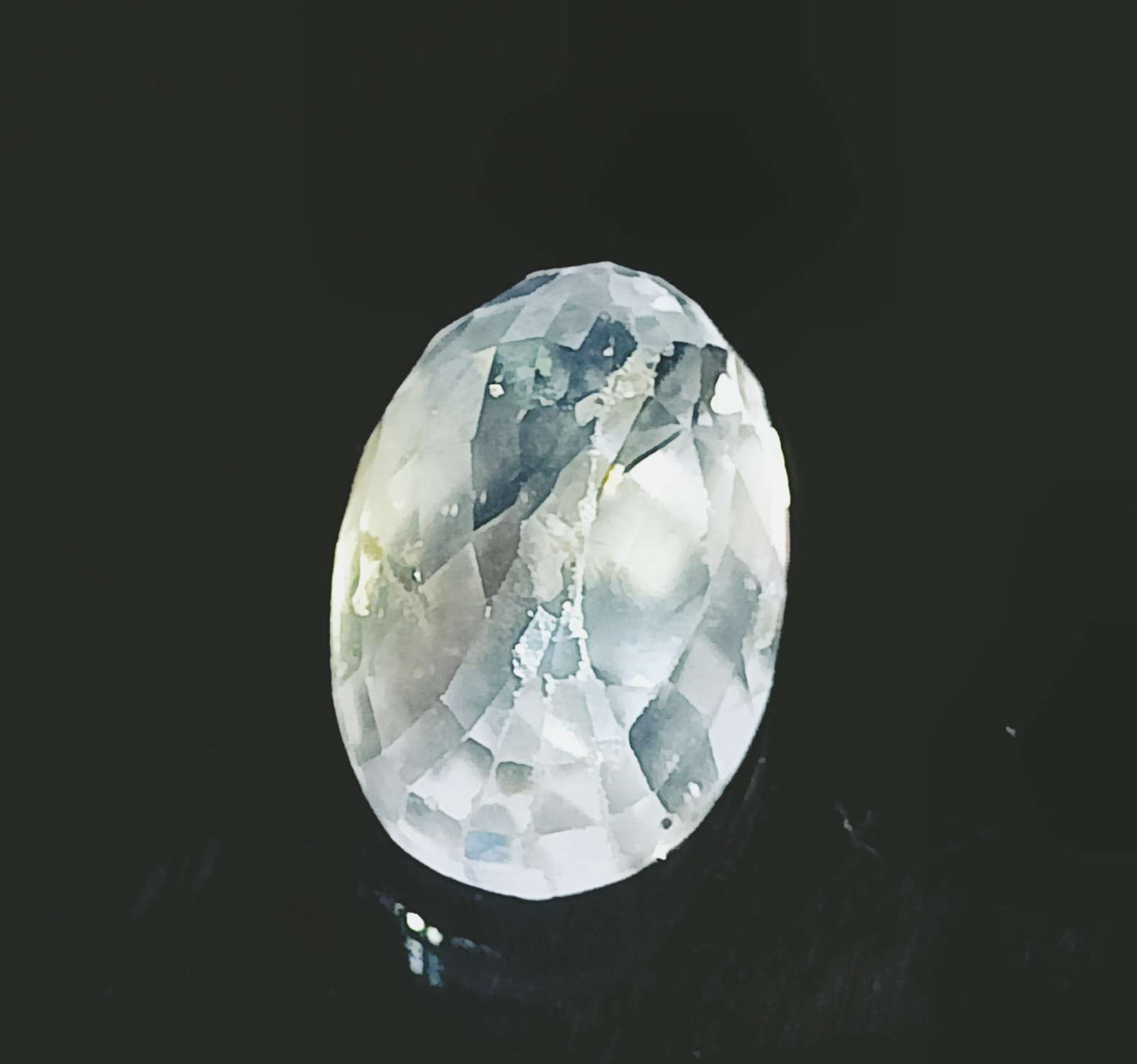 Abhimantrit White Zircon Transparent Stone Lab Certified 5.25 Carat Shivaago