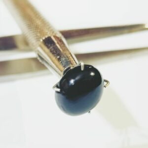 Abhimantrit Natural Black Onyx (Oval Shape) & Lab Certified - 2.7 Carat - Image 1