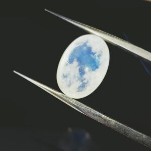 Lab-Certified Rainbow Moonstone (Feldspar) & Abhimantrit 5.38 Carat - Image 6