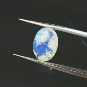 Lab-Certified Rainbow Moonstone (Feldspar) & Abhimantrit 5.38 Carat - Image 1