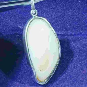 Natural Shukra Mani Lab Certified & Abhimantrit-115 Carat  in silver locket - Image 5