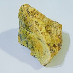 Green Quartz 1 Pieces Genuine & Abhimantrit Raw Stone - Image 5