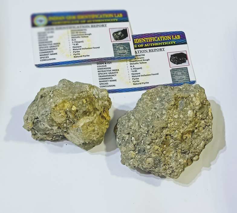 Earth Mined Healing 351.00 Ct Certified Natural Uncut Shape 53 x 33 mm Transparent Blue Taaffeite Gemstone Rough EI387