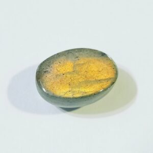Labradorite Stone Lab-Certified & Abhimantrit 7.25 carat - Image 4