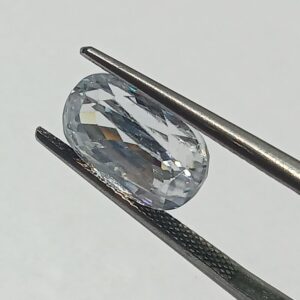 Mantrit (Energized) White Zircon Transparent Stone & Lab Certified 8.28 Carat - Image 3