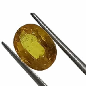 Mantrit (Energized) Yellow Sapphire (Pukhraj) 2.70 Carat Certified - Image 2
