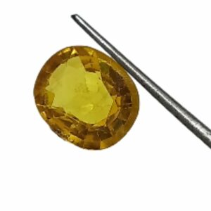 Mantrit (Energized) Yellow Sapphire (Pukhraj) 4.74 Carat Certified - Image 2