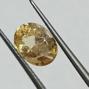 Mantrit (Energized) Yellow Sapphire (Pukhraj) 3.08 Carat With Certified - Image 2