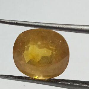 Mantrit (Energized) Yellow Sapphire (Pukhraj) 7.48 Carat Certified - Image 2