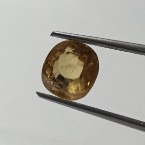 Mantrit (Energized) Yellow Zircon Transparent Stone & Lab Certified 5.60 Carat - Image 2
