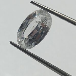 Mantrit (Energized) White Zircon Transparent Stone & Lab Certified 5.38 Carat - Image 3