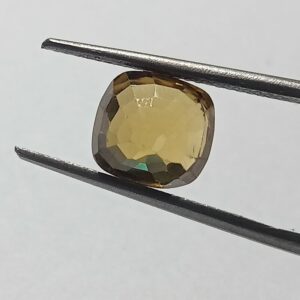 Mantrit (Energized) Yellow Zircon Transparent Stone & Lab Certified 4.90 Carat - Image 2
