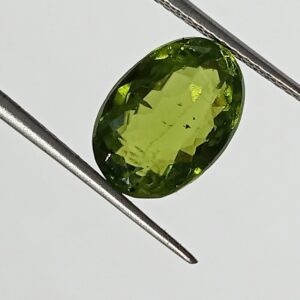 Original, Mantrit (Energized) Peridot Stone -5.38 Carat With Lab certification - Image 2