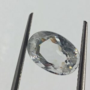 Mantrit (Energized) White Zircon Transparent Stone & Lab Certified 5.58 Carat - Image 2