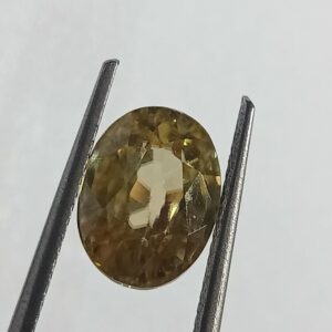 Mantrit (Energized) Yellow Zircon Transparent Stone & Lab Certified 7.65 Carat - Image 2