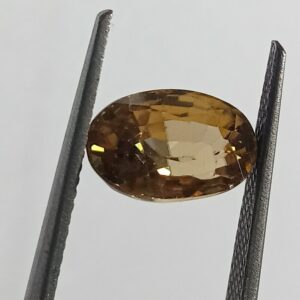 Mantrit (Energized) Yellow Zircon Transparent Stone & Lab Certified 4.96 Carat - Image 2