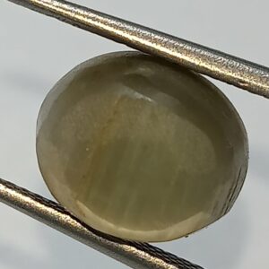 Mantrit (Energized) Cat’s Eye Stone (Lehsunia) & Lab- Certified Gemstone – 7.12 Carat - Image 3