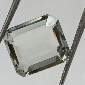 Natural & Original Green Kunzite Stone With Lab Certified 5.03 Carat - Image 3