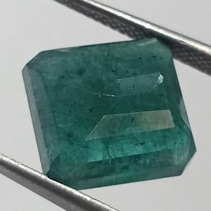 Zambia Panna Stone (Emerald) With Lab Certified - 8.71 Carat - Mantrit (Energized) - Image 3