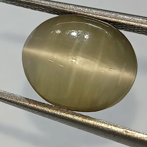 Mantrit (Energized) Cat’s Eye Stone (Lehsunia) & Lab- Certified Gemstone – 7.12 Carat - Image 1