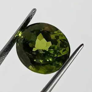Original, Mantrit (Energized) Peridot Stone - 5.48 Carat With Lab Certification - Image 3